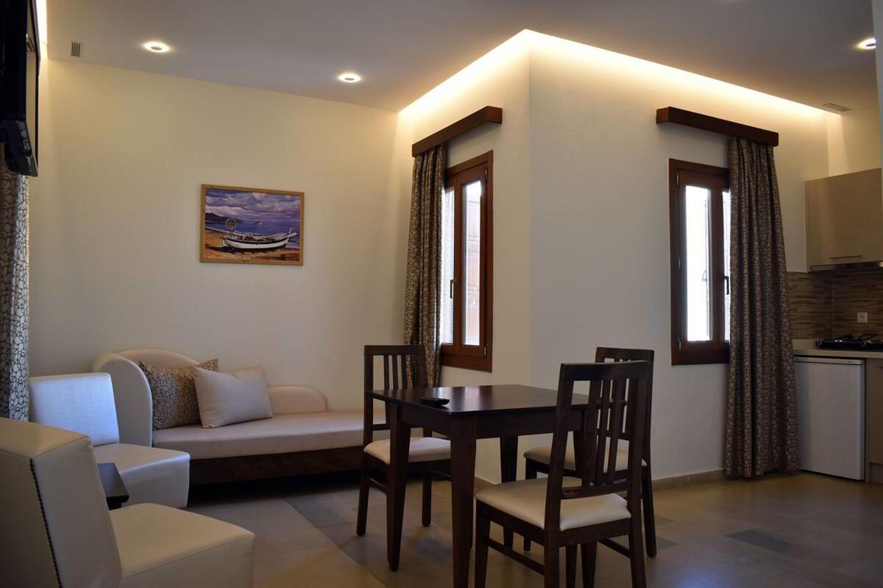 העיירה רתימנו Blue Sea Hotel Apartments מראה חיצוני תמונה